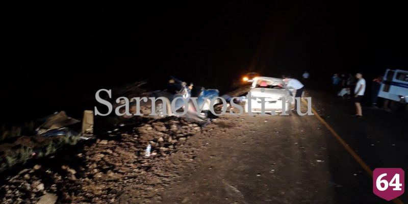 Стали известны имена 3 погибших в ДТП под Саратовом