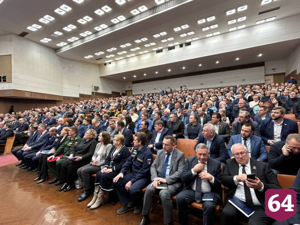 Вячеслав Володин заподозрил главу Саратова в шаманстве из-за отсутствия снега