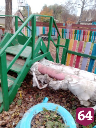 Жители пожаловались на «голую теплотрассу»
