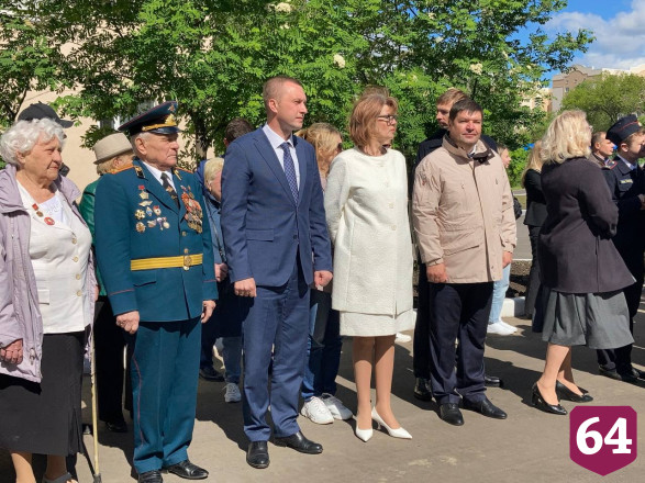 В саратовских школах прозвучал последний звонок