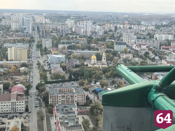 Священники с иконой Покрова Пресвятой Богородицы облетели Энгельс на вертолете