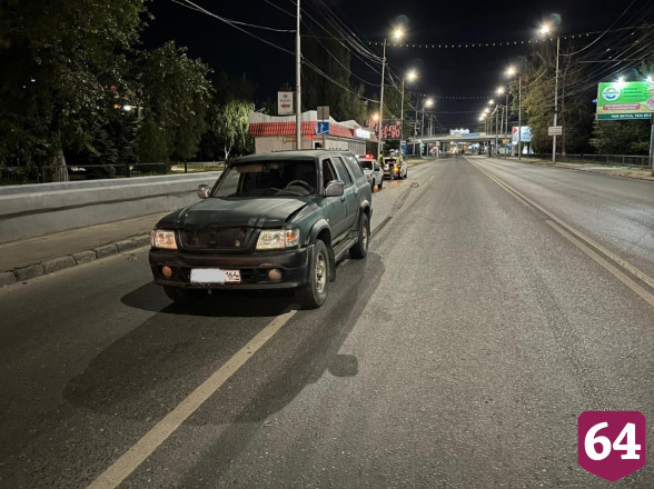 В Саратове иномарка сбила нарушителя ПДД