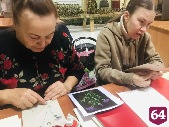 Саратовских пенсионерок увлекли изонити