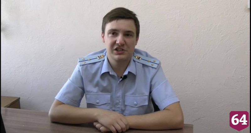 В Энгельсе 18-летнего юношу задержали за кражу питбайка и золотого браслета
