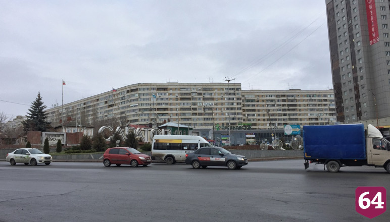 Саратовских таксистов учили правильно носить маски 