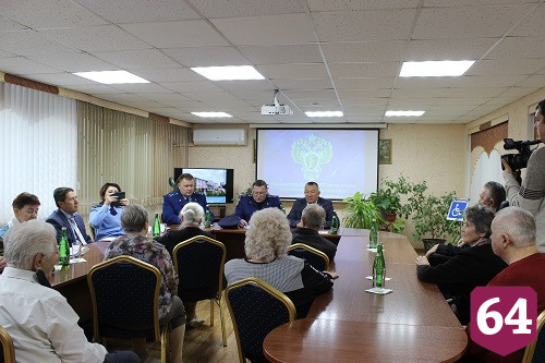 В Энгельсском доме-интернате прошла встреча с представителями прокуратуры