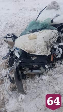 В массовой аварии под Саратовом погиб водитель «Гранты»