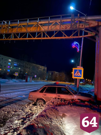 В Саратове водитель «Ниссана» сбил женщину