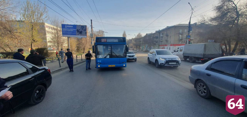 После наезда автобуса на 12-летнюю велосипедистку в Саратове возбуждено дело