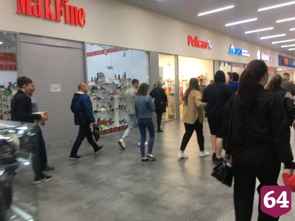 В Саратове эвакуировали гипермаркет