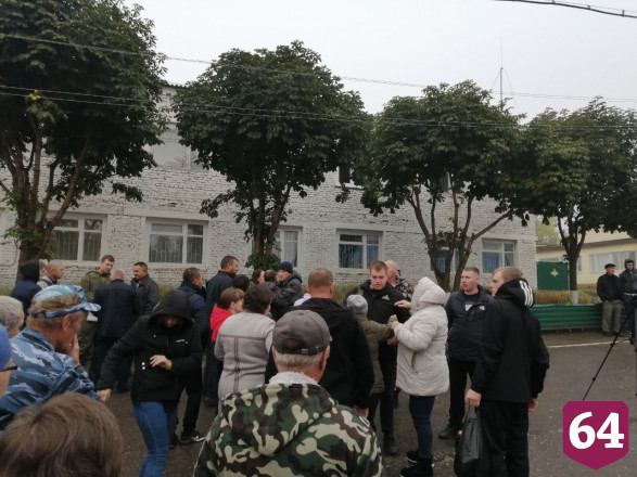 В райцентре Саратовской области отменили праздничные торжества