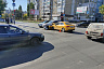 Внедорожник и легковушка не поделили перекресток в центре Саратова