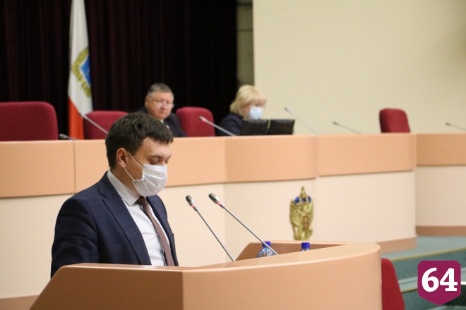 Спикер думы раскритиковал работу районных властей с сиротами
