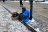 Проспект Столыпина завалили мусорными мешками