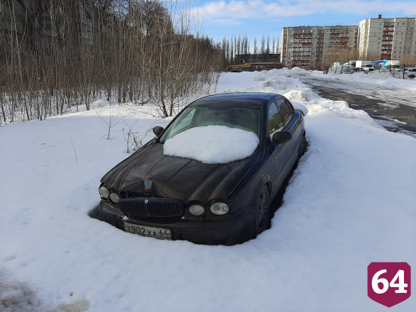 Жители Липецка переживают за автомобиль с саратовскими номерами