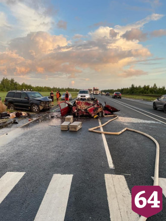 Три человека погибли в аварии под Саратовом