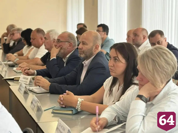 Энгельсский район очищают от брошенных машин