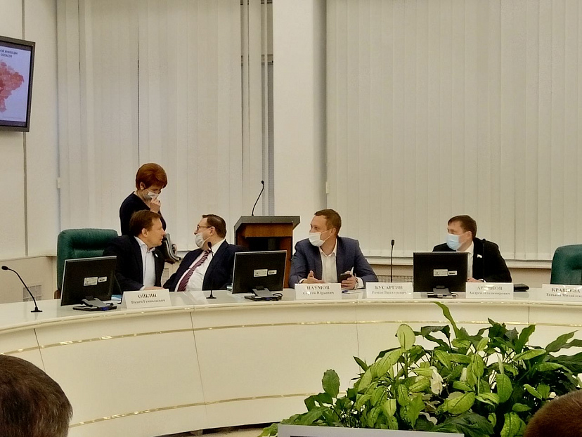 Саратовские чиновники рассмотрят возможность бесплатной раздачи масок малоимущим
