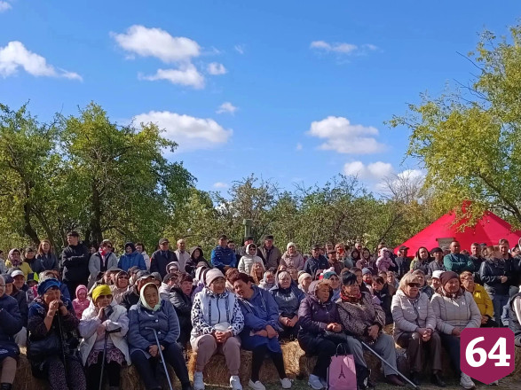 На саратовском фестивале баранины кормили шашлыком и пловом
