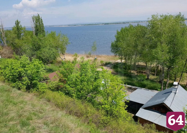 В Саратове берег Волги продают вместе с водой