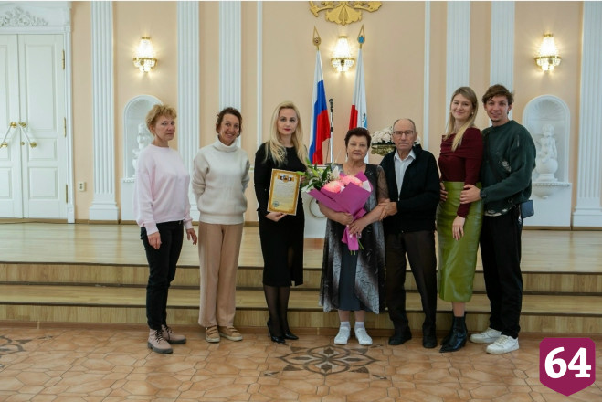 Супруги из Энгельса познакомились в 7-м классе и прожили в любви 60 лет 
