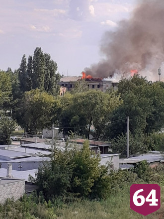 Горевший в Энгельсе Дом офицеров частично обрушился