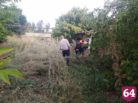 Пропавшего подростка нашли у дороги в сторону Ершова