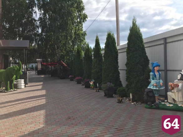 Под Саратовом на заросшем пустыре появился новый сквер