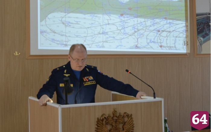 На авиабазе в Энгельсе обсудили боевую подготовку летчиков