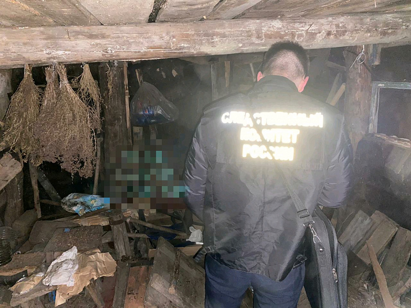 Саратовца затолкали в машину у работы и держали в погребе из-за долга