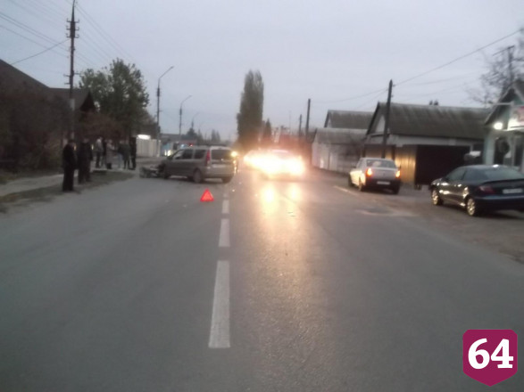 Под Саратовом пожилой водитель спровоцировал ДТП с пострадавшим