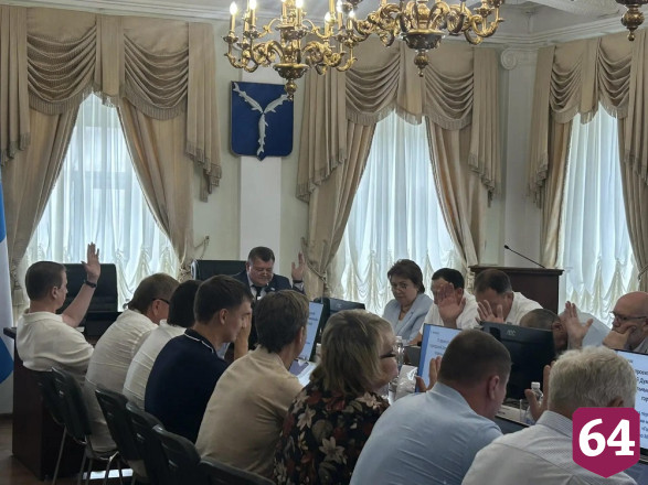 В Саратове назвали сроки завершения коммунальных работ на улицах 