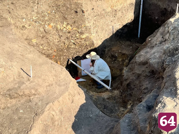 Археологи нашли глиняную ручку на месте древнего базара в Саратове