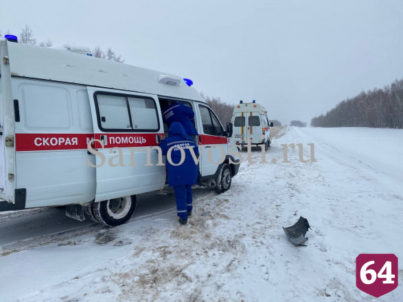 В аварии под Саратовом погибли две женщины