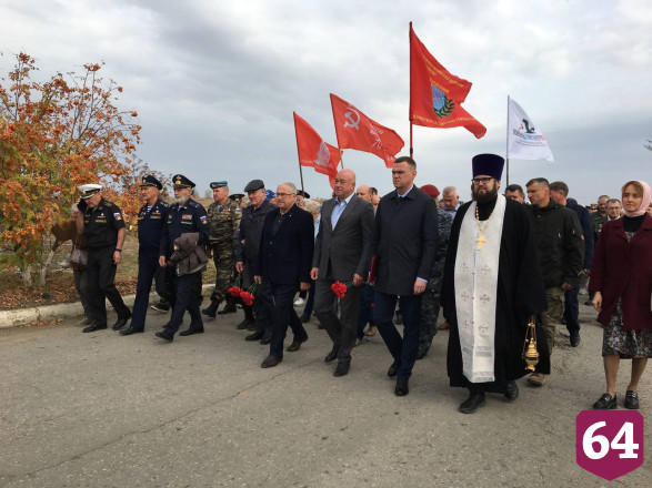 В Саратове перезахоронили 11 красноармейцев 