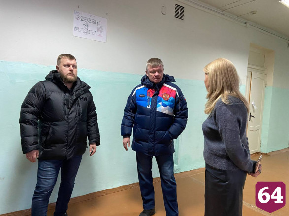 В школах Заводского района отремонтируют спортзалы и дворы