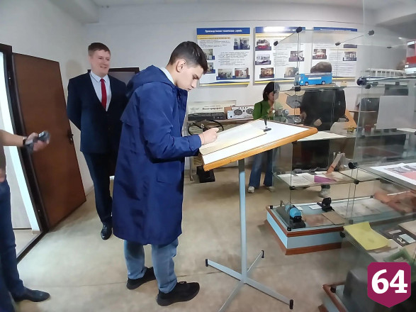 Саратовских школьников порадовало радушие сотрудников транспортного предприятия