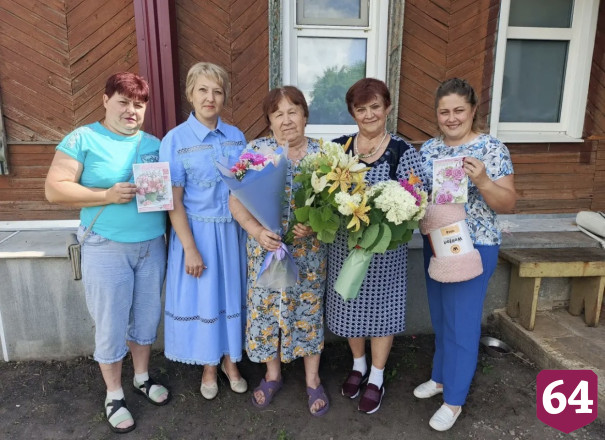Жительница Саратовской области в 100 лет сохраняет интерес к жизни