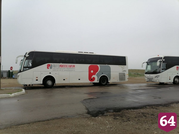 Автобусы со студентами из Казахстана пересекли границу Саратовской области