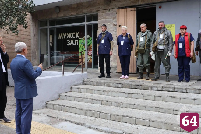 В Саратовской области отрабатывают защиту населения на учениях по гражданской обороне