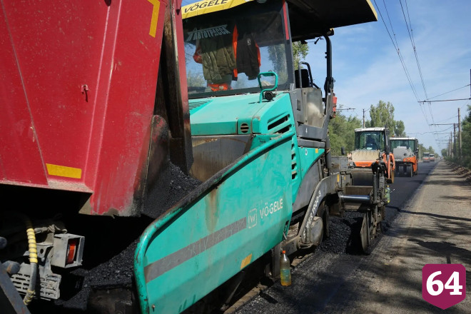 Подъезд к городу Балаково ремонтируют с опережением на год
