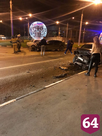 На кольце перед мостом произошло лобовое ДТП