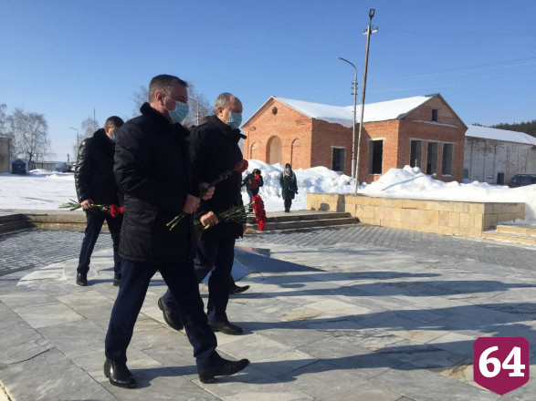 Губернатор предложил разместить на мемориале «Родина-мать» биографию героев 