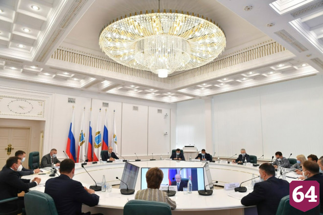 Губернатор раскритиковал ремонтные работы на набережной Саратова