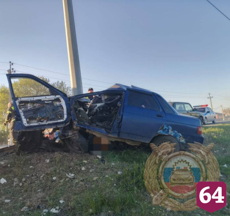 Молодой мужчина погиб в ДТП со столбом под Саратовом