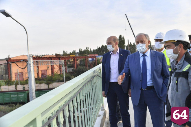 Радаев потребовал ускорить работы на Трофимовском мосту 