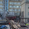 На стройке в Саратове грузом с крана убило 19-летнего рабочего