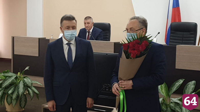Депутаты приняли отставку главы Балаковского района 