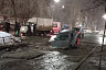 В Саратове несколько автомобилей провалились в дорожные ямы 