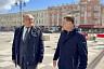 На площади Кирова меняют поврежденную плитку